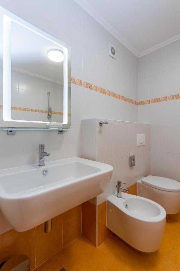 Edra Suite Apartment Умаг Екстер'єр фото